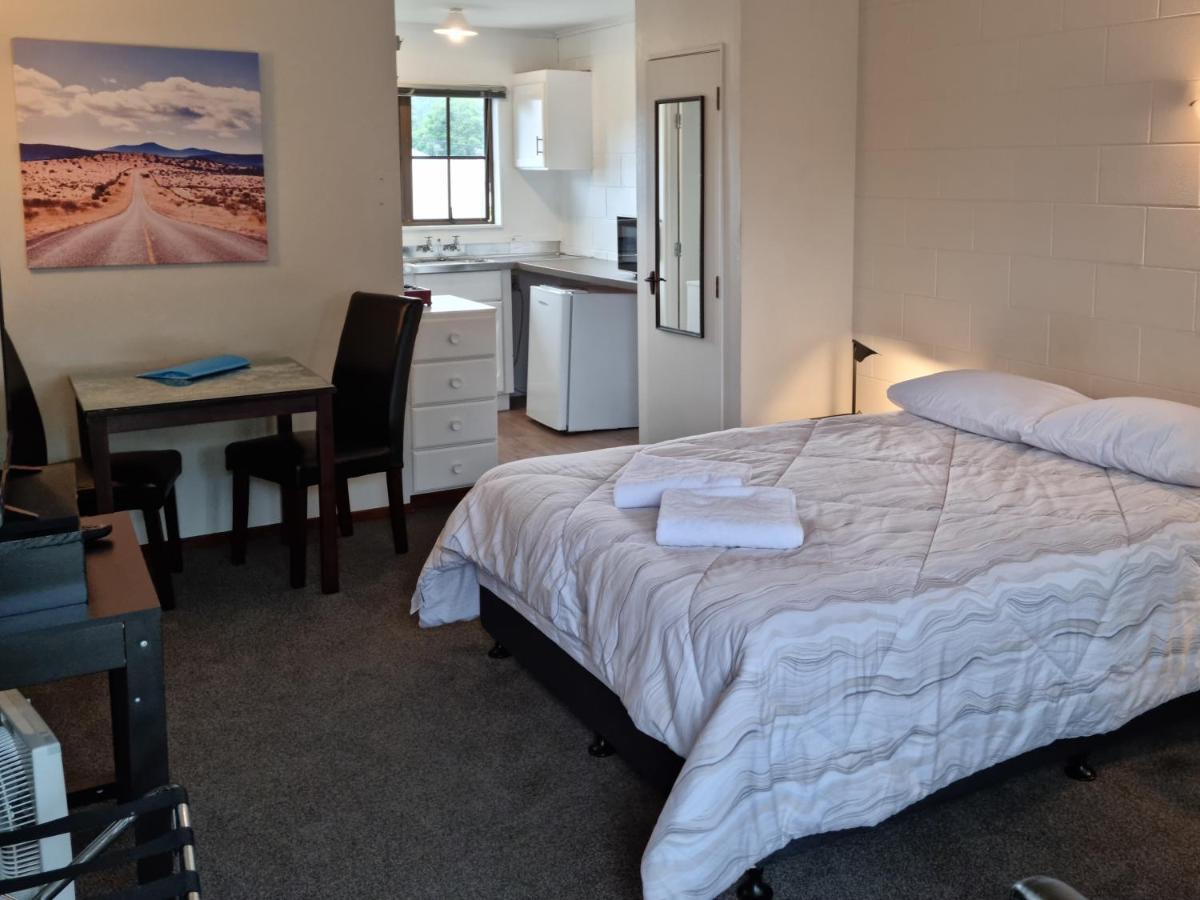 Stonehaven Motel Whangarei Zewnętrze zdjęcie